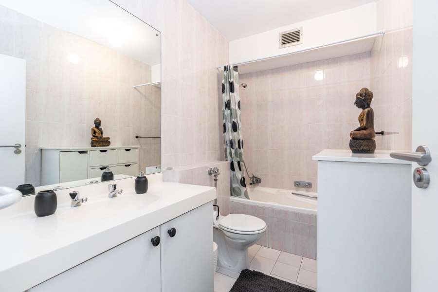 2 Bedroom Property for Sale in Fresnaye Western Cape